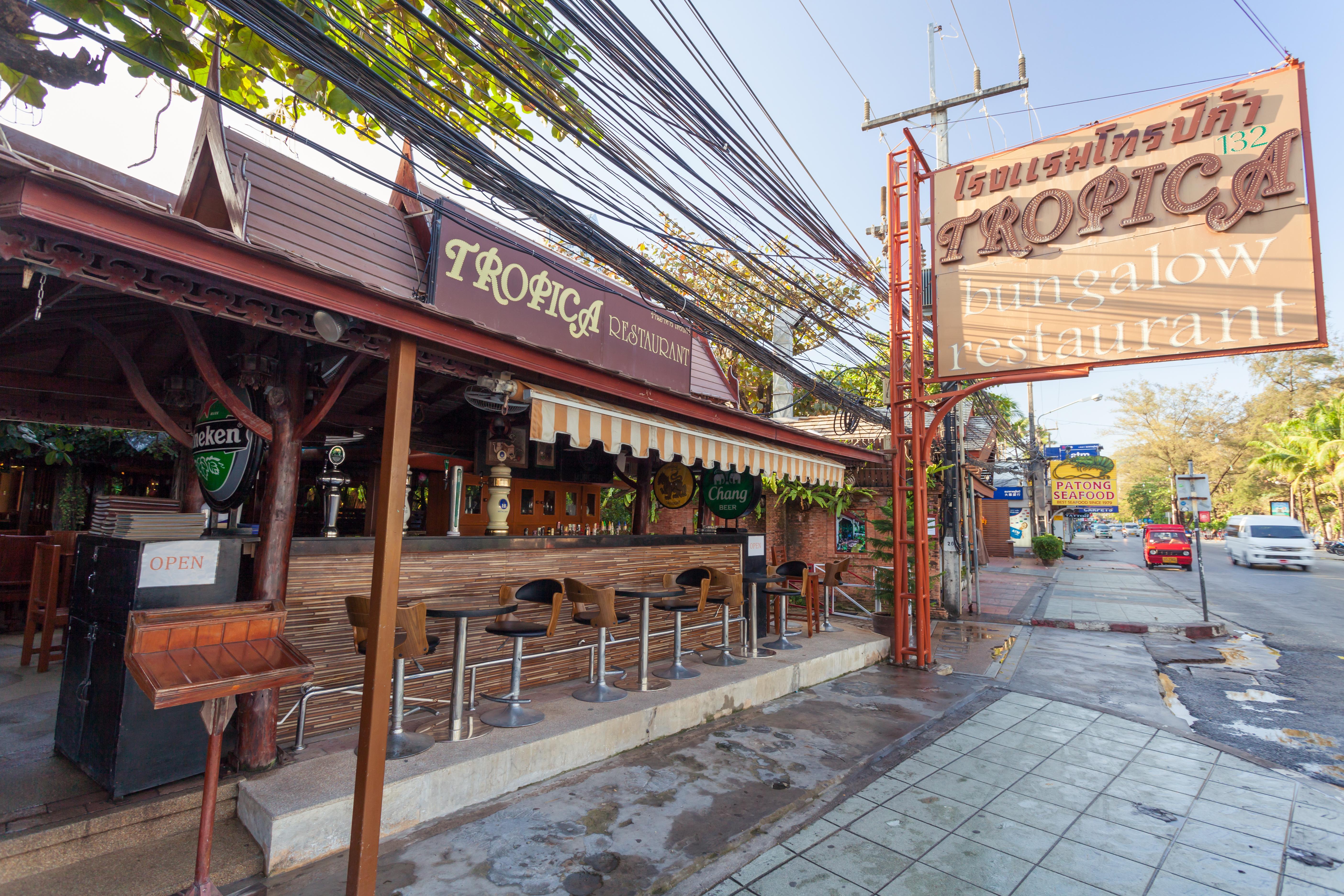 热带别墅酒店【SHA Plus+】 Patong 外观 照片